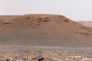 Марсоход Perseverance нашел вулканические камни в кратере, который считается высохшим озером
