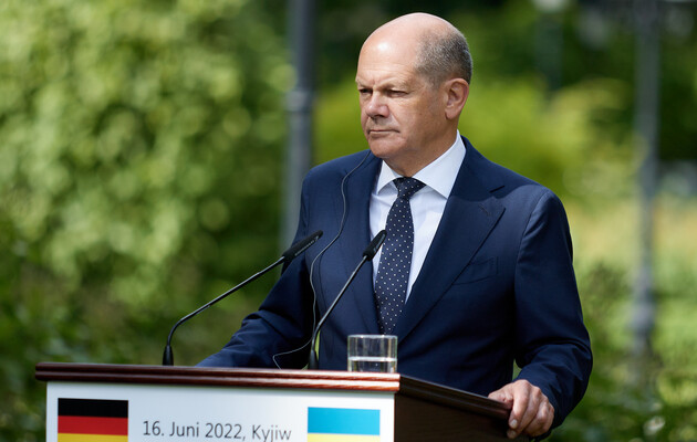 Німеччина відправляє в Україну сучасну зброю