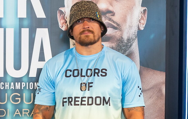 Усик отметил, что Крым остается частью Украины