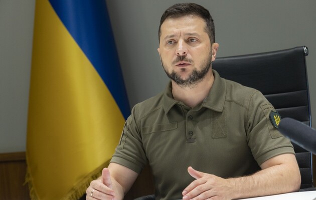Зеленський відповів на петицію щодо легалізації еротики в Україні