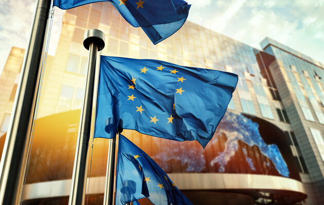Еврокомиссия оценит Украину как кандидата в ЕС в следующем году