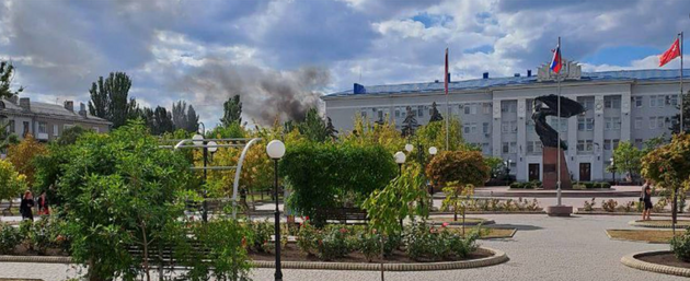 В центре оккупированного Бердянска стрельба и взрывы