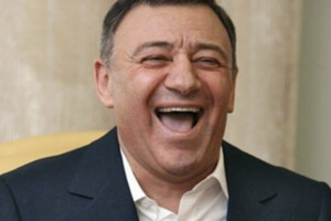 Why are sanctions against the Russian Federation turning into a corrupt business in Ukraine and who is not ashamed of it