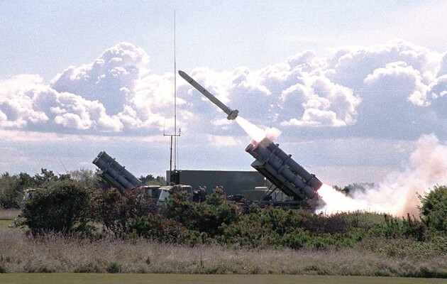 Украина получила от партнеров «модифицированные» ракеты Harpoon для защиты побережья