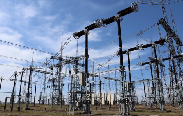 Україна постачатиме електрику братній Польщі
