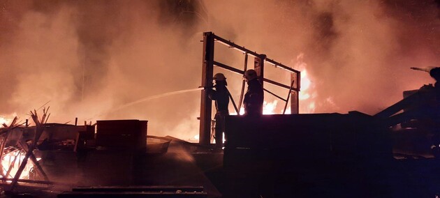 Ночью враг накрыл огнем Новобаварский район Харькова. Есть погибший и раненые