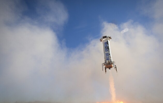 Ракета компанії Blue Origin вибухнула незабаром після старту