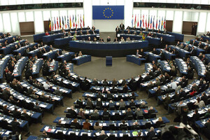 Европарламент одобрил пакет помощи Украине в размере €5 млрд