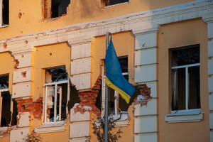 Украинцев просят пока не возвращаться домой в Харьковскую область