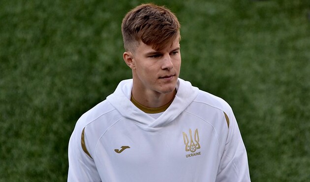 В Україні Соболь відомий за своїми виступами за "Шахтар" та "Металіст"