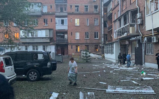 Последствия предыдущих ударов по городу, произошедших летом/иллюстративный фото