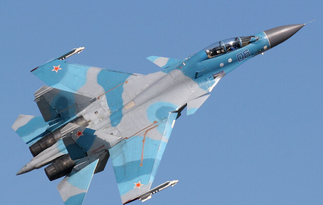Украинские военные уничтожили четыре самолета и пять БПЛА России
