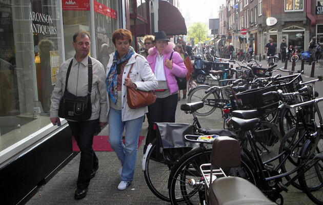 Из Нидерландов в Украину передадут две тысячи забытых на улицах велосипедов: кто сможет получить