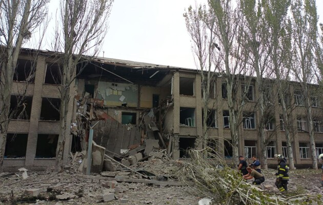 В Донецкой области оккупанты обстреляли школу, где было обустроено убежище для мирных жителей