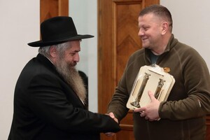 Залужний отримав благословення на перемогу у війні від головного рабина України 