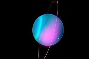 Астрономы объяснили странный наклон оси вращения Урана