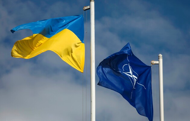Столтенберг отримав заявку України на членство в НАТО