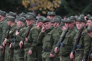 У Центрі оборонних стратегій назвали два варіанти, для чого РФ відправляє мобілізованих в Білорусь