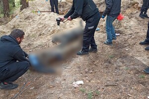 На Харьковщине обнаружили тела двух гражданских, руки которых соединены наручниками