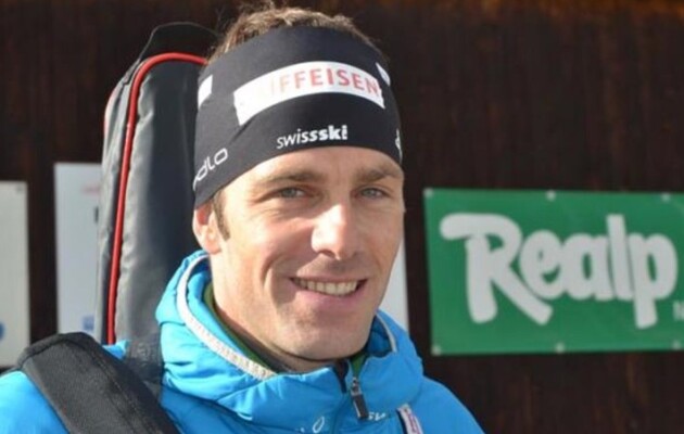 Сімону Халленбартеру було 43 роки