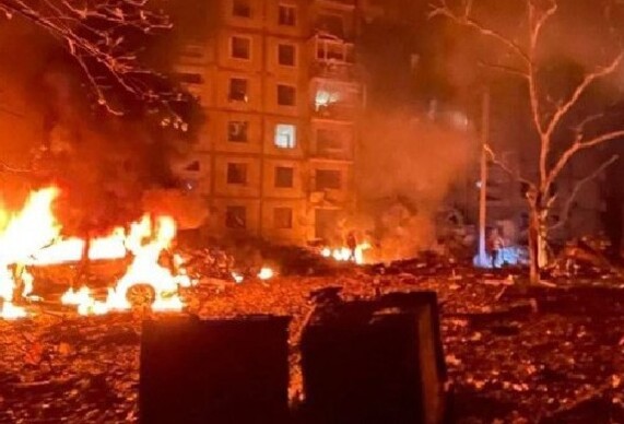 Окупанти влаштували пекельну ніч у Запоріжжі: наразі 17 загиблих жителів і 40 зруйнованих будинків