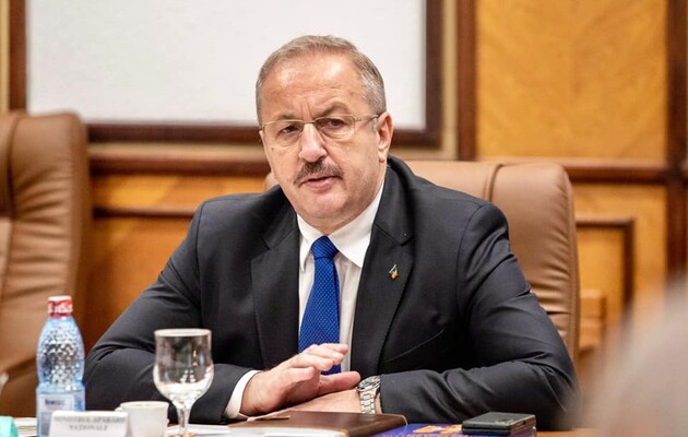 Министр обороны Румынии посоветовал НАТО и США заморозить войну в Украине, у Зеленского уже ответили