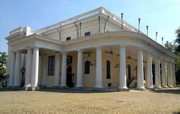 Воронцовский дворец в Одессе пострадал из-за обстрелов оккупантов