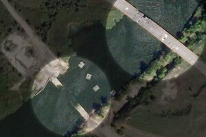 Супутникові знімки, свідчать про те що росіяни звели нові понтонні переправи на Херсонщині