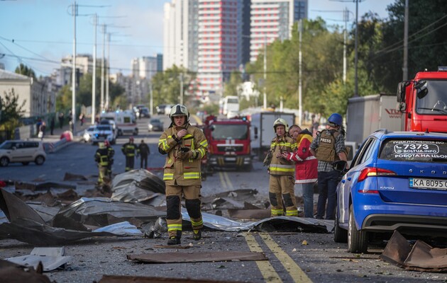 В больницах Киева после атаки в понедельник остаются более 30 раненых