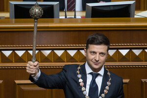 Конституціоналіст із США: Зеленський може привести Україну до парламентської республіки