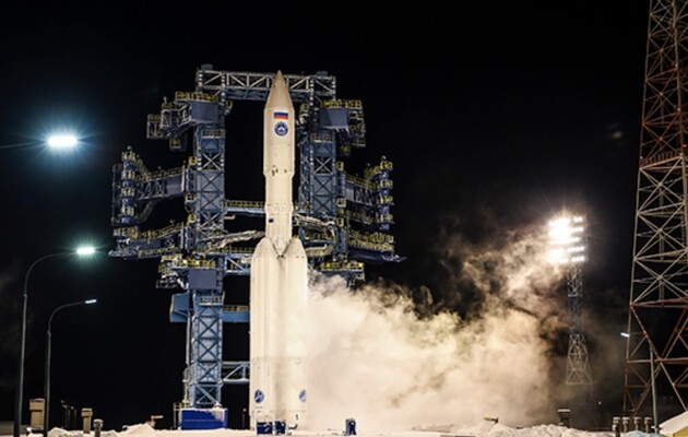 "Роскосмос" вывел на орбиту секретный военный спутник