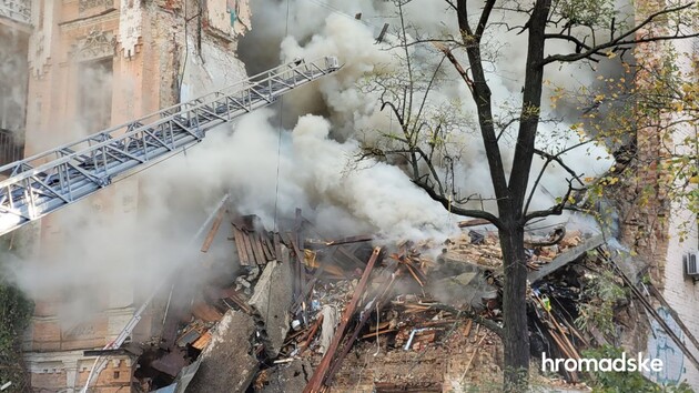  В атакованому дронами будинку в Києві втратили житло 16 родин 