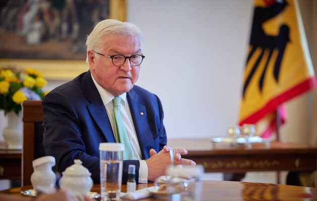 Президент Германии отменил визит в Украину