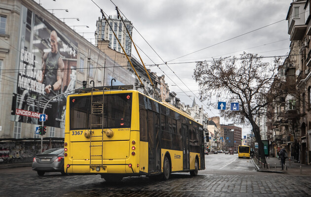 В Киеве вместо троллейбусов будут работать автобусы – перечень маршрутов