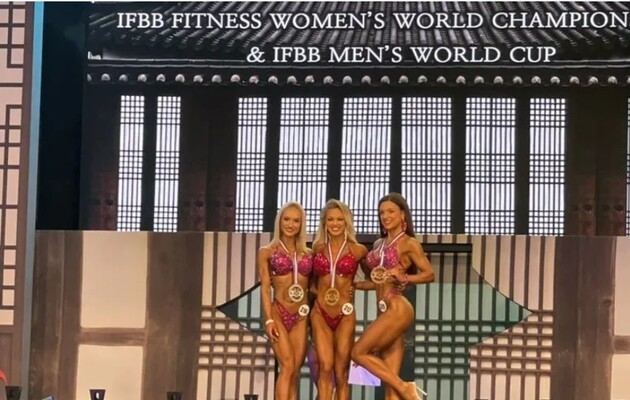 Украинки выиграли чемпионат мира по бодибилдингу и фитнесу