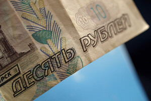 Жители Херсона и Мелитополя начали избавляться от рублей