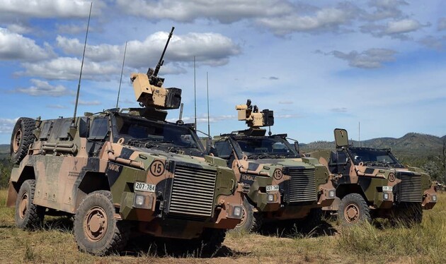 Австралія надасть Україні ще 30 бронемашин Bushmaster