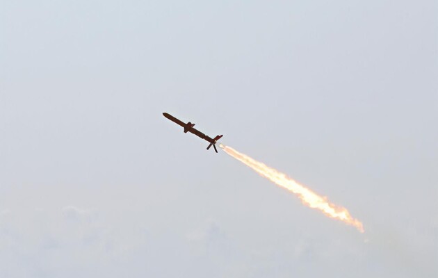 ЗСУ за дві години знищили 20 повітряних загроз ворога: дрони та ракета  