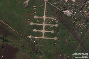 Чорнобаївка. Глава остання? Знімки супутника свідчать про те, що окупанти вивезли техніку з аеродрому 