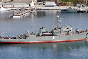 У Москві підтвердили пошкодження російського корабля в окупованому Севастополі 