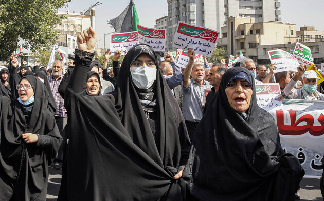 Иранские силовики грозят протестующим студентам жесткими репрессиями