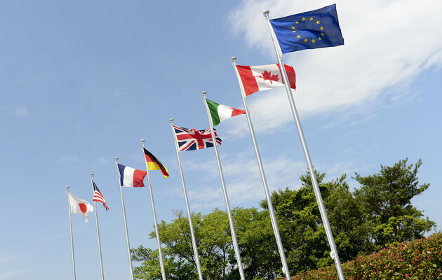 Страны G7 согласились с МАГАТЭ в том, что заявления РФ о создании Украиной 