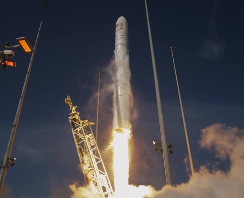 Ракета-носій Antares вивела на орбіту космічний корабель