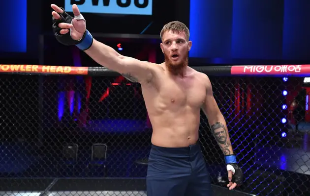 Украинский боец проведет бой против легенды UFC