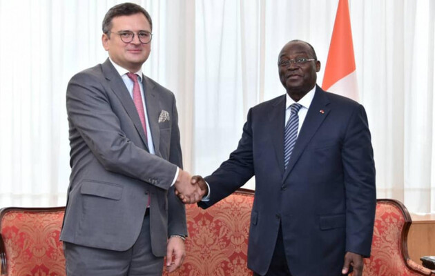 Очільник МЗС Дмитро Кулеба під час першого африканського турне зустрівся з віцепрезидентом Кот—д'Івуару Тьемоко Мэйлие Коне