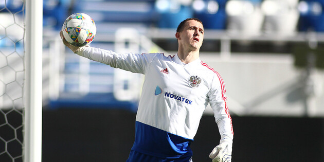 Луньов - голкіпер "Байєра"