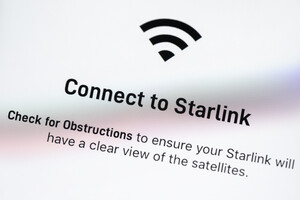 Илон Маск пообещал продолжать обслуживание Starlink в Украине — Резников