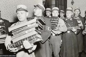 З'явились досі невідомі кадри першого нацистського погрому: Кришталева ніч 1938 року у фотографіях