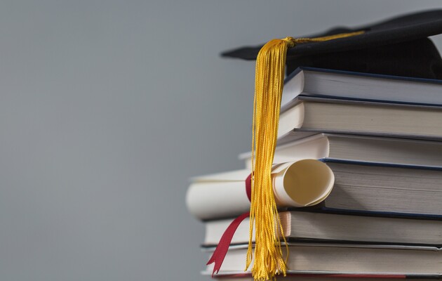 Як відновити втрачений диплом — чи можливо, куди звернутися