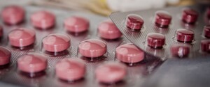 Украинцам предлагают до 500 грн компенсации на приобретение необходимых лекарств: как их получить